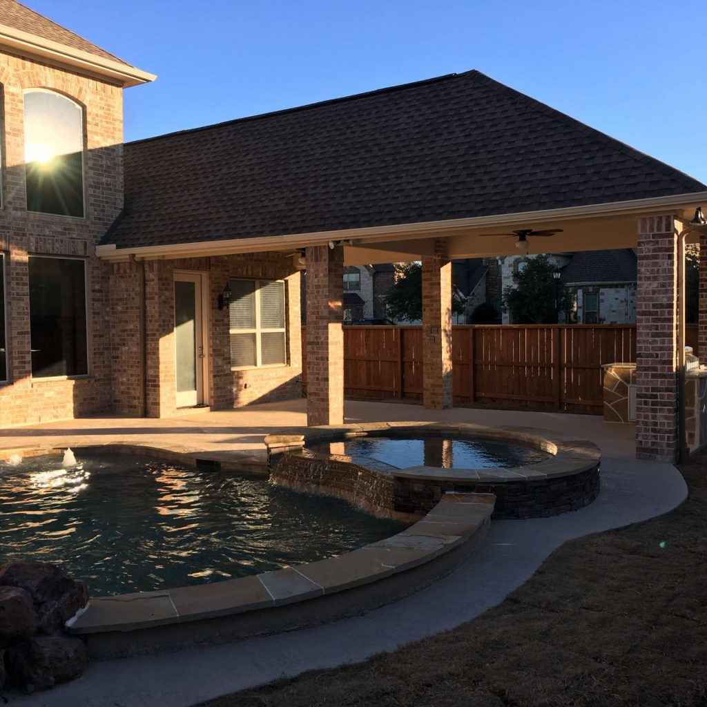 Company to build a Patio Covers and Pools - Texas