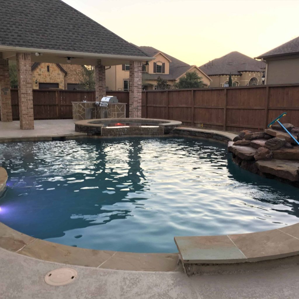 Company to build a Pool and Spas - Texas